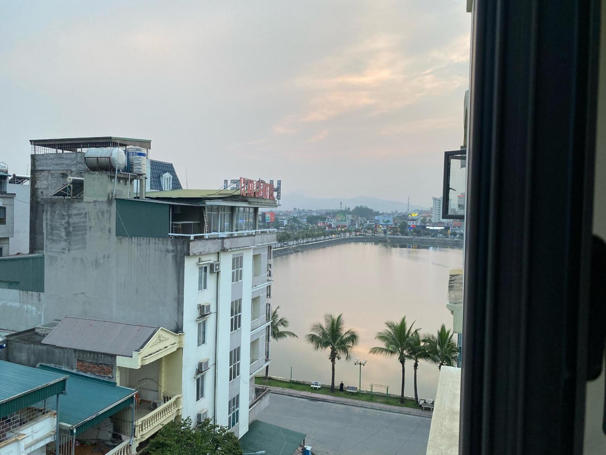 Blue Rose Hotel Ha Long Eksteriør billede